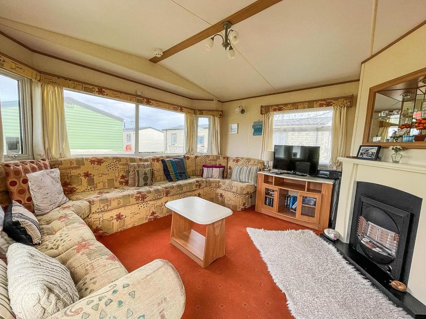 8 Berth Caravan For Hire At Heacham Holiday Park In Norfolk Ref 21024F Hotel Екстериор снимка